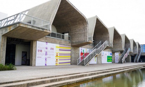 浮粒显影，空镜为鉴：国际时尚生态平台引领产业创新变革