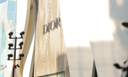 迪奥北京三里屯全球最大独立建筑旗舰店盛大启幕