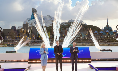 巴黎迪士尼乐园全新时代启幕：“冰雪奇缘世界”亮相，迪士尼探险世界焕新登场！