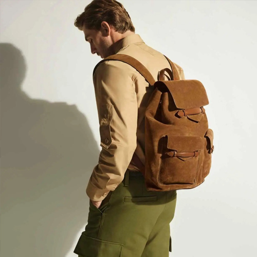 万宝龙2026春夏系列推出全新廓形双肩包